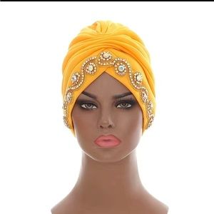 Yellow gold dazzling hat